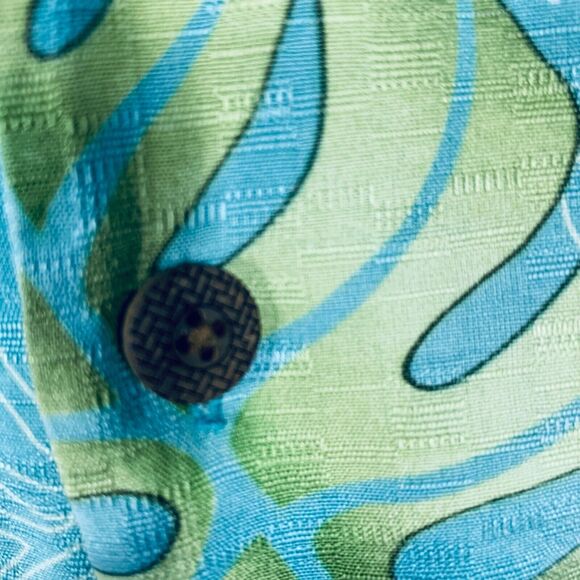 Three Palm Brand Shirt Mens XL Blue Silk Hawaiian Short Sleeve Button up Floral - Picture 3 of 12